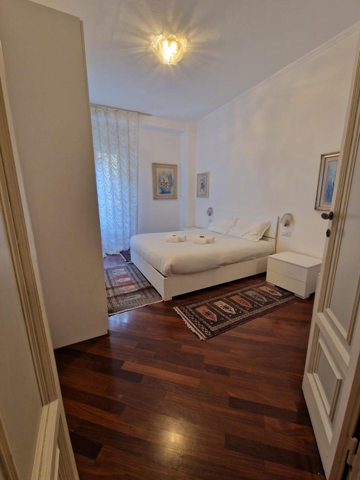 Apartament Duomo - Fontana Cozy With Terrace Mediolan Zewnętrze zdjęcie